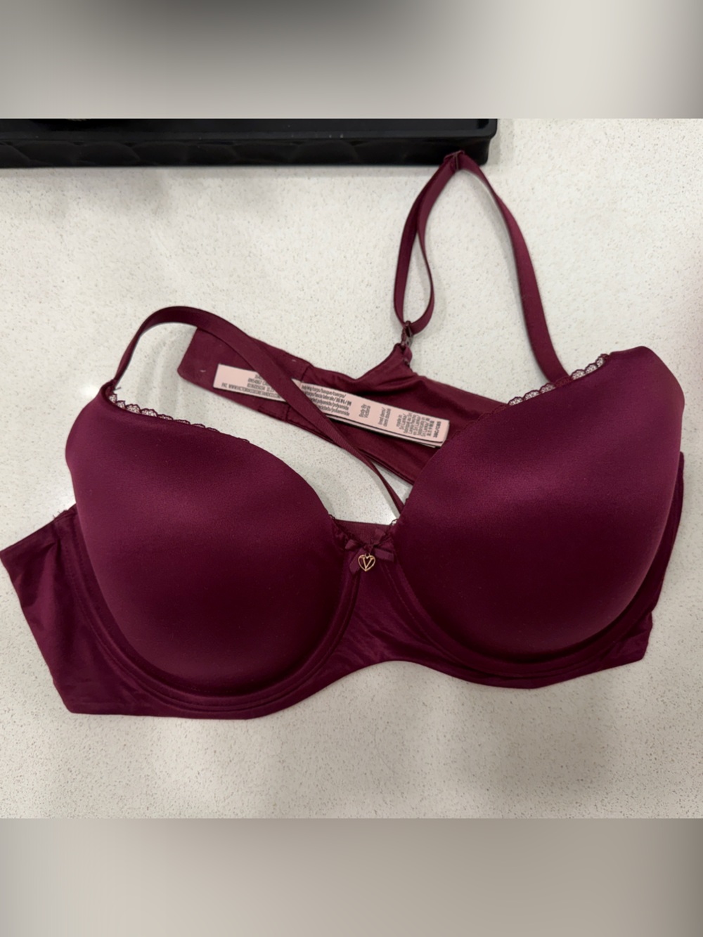 Victoria's Secret Molded T-Shirt Bra in Burgundy